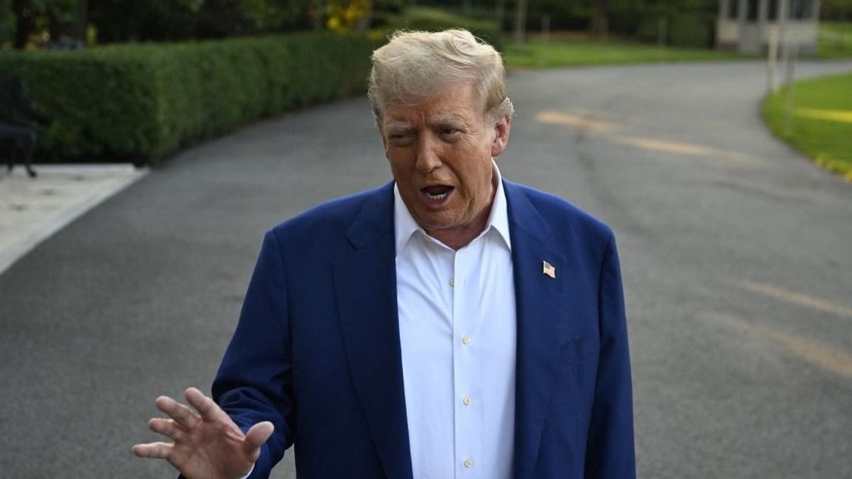 Trump kiborult: „Izrael és Irán már azt sem tudják, mi a f*szt csinálnak” (VIDEÓ)