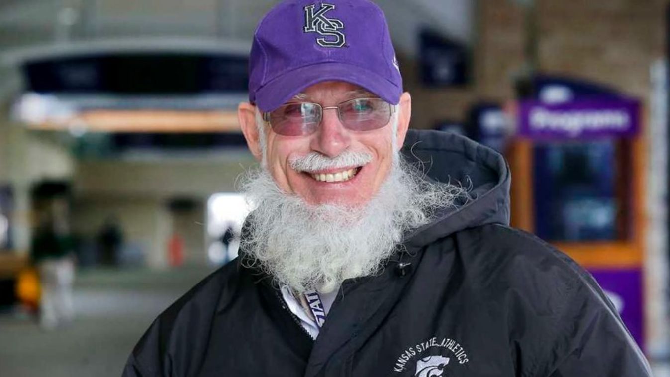 Walter Schumm, a Kansas State University professzora
