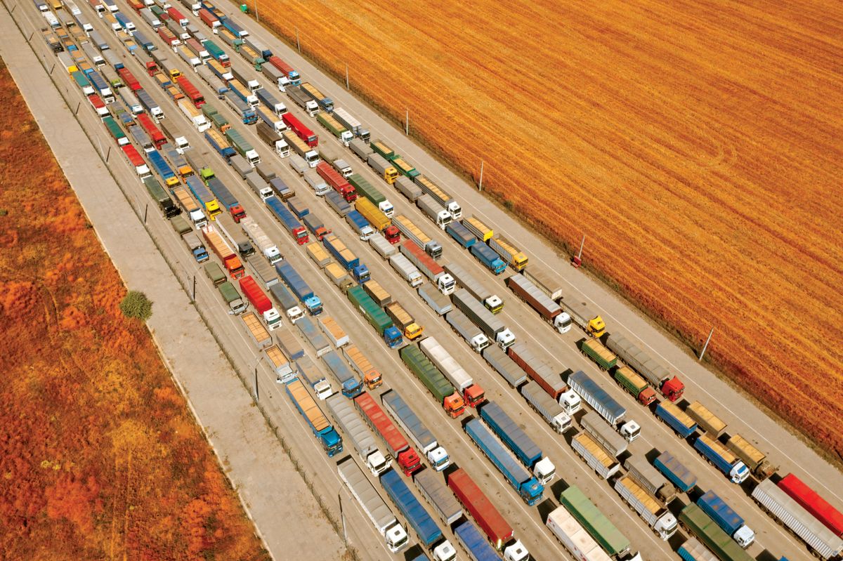A,Huge,Queue,Of,Trucks,With,Provisions,,Near,The,Ukrainian