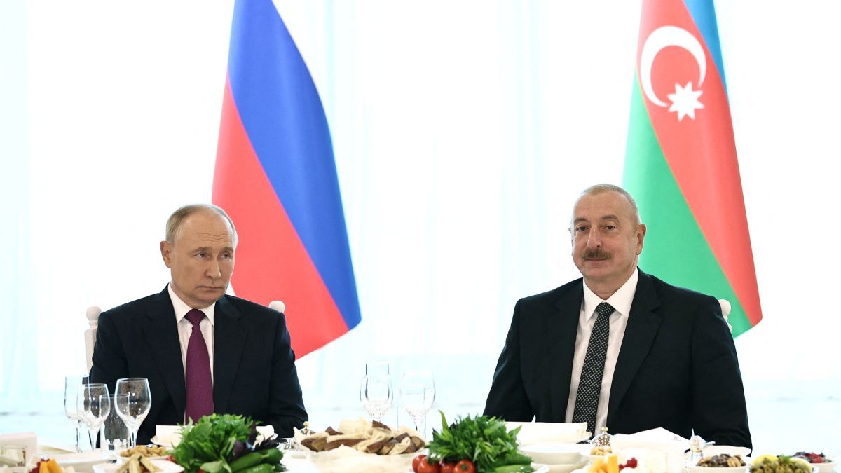 Orosz újságírókat vettek őrizetbe Azerbajdzsánban egy brutális rendőrségi akció nyomán