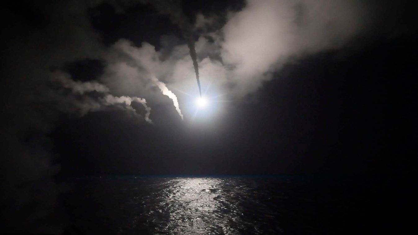 Tomahawk rakétával támad Amerika