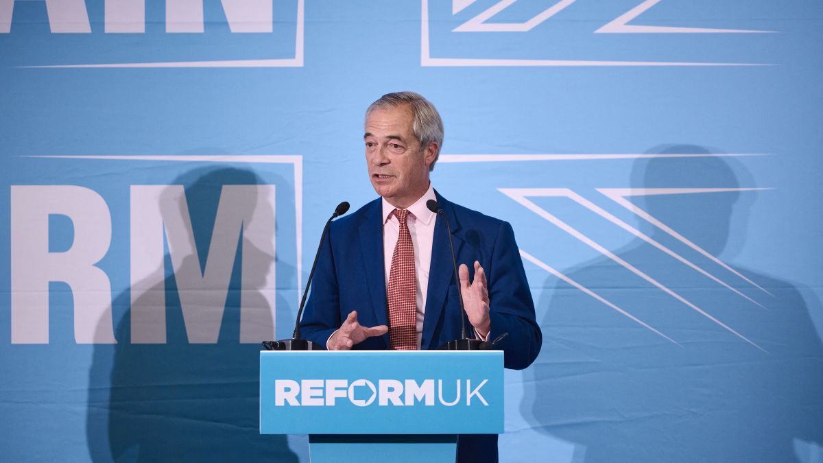 Nigel Farage: Kicsoda Mr. Brexit, aki újra megrengeti a brit politikát?