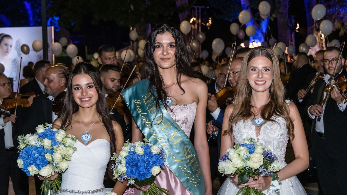 Elsőbálozó lányok lettek a 200. balatonfüredi Anna-bál szépei