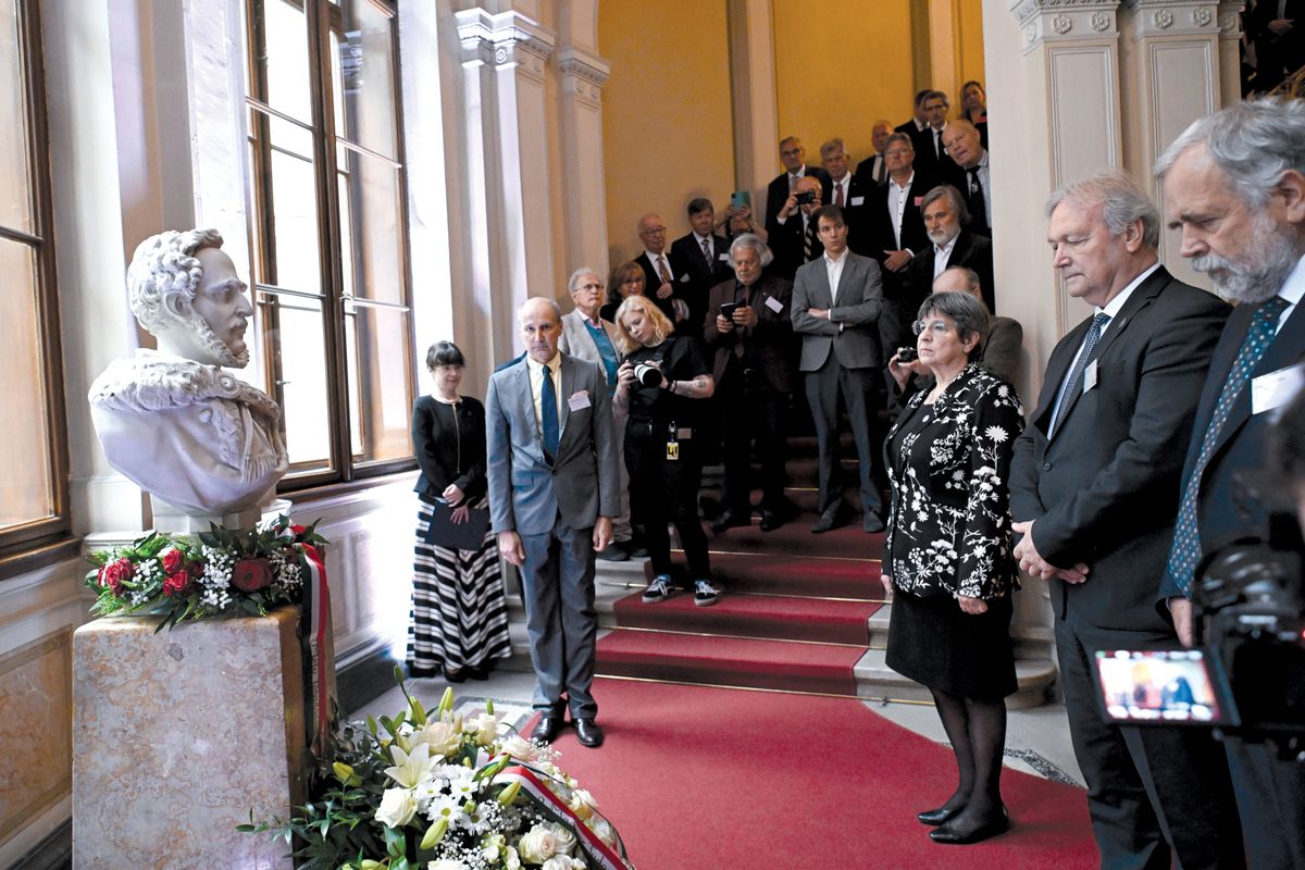 KOLLÁR László Péter; ERDEI Anna; FREUND Tamás; SZÉCHENYI István;  HUDECZ Ferenc;  SULYOK Tamás