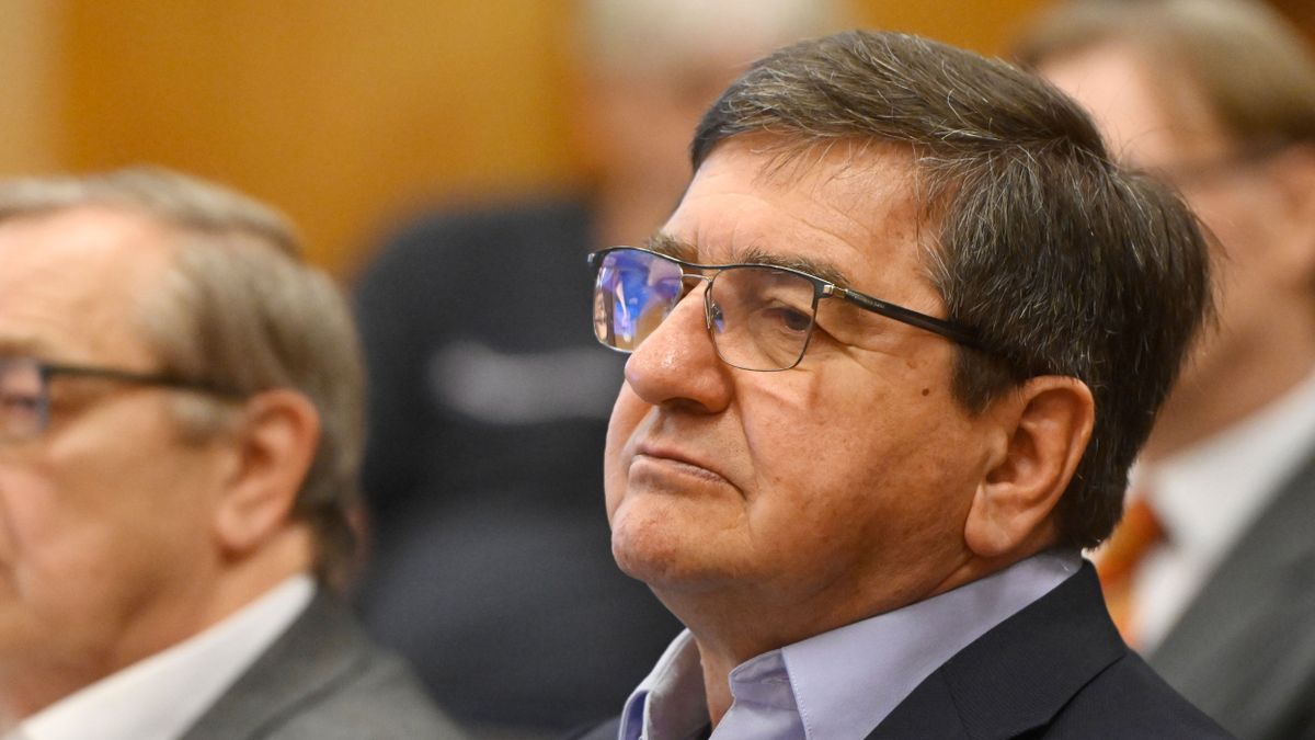 Itt a nagy visszatérés: Gyurcsány pénzügyminisztere is indul 2026-ban