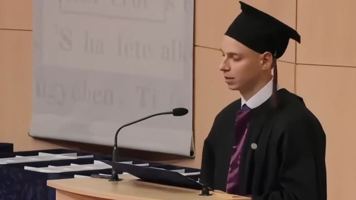 Már meg sem lepődünk: az ünnepi beszédét a kormány szapulására felhasználó orvos tele van tiszás kötődéssel