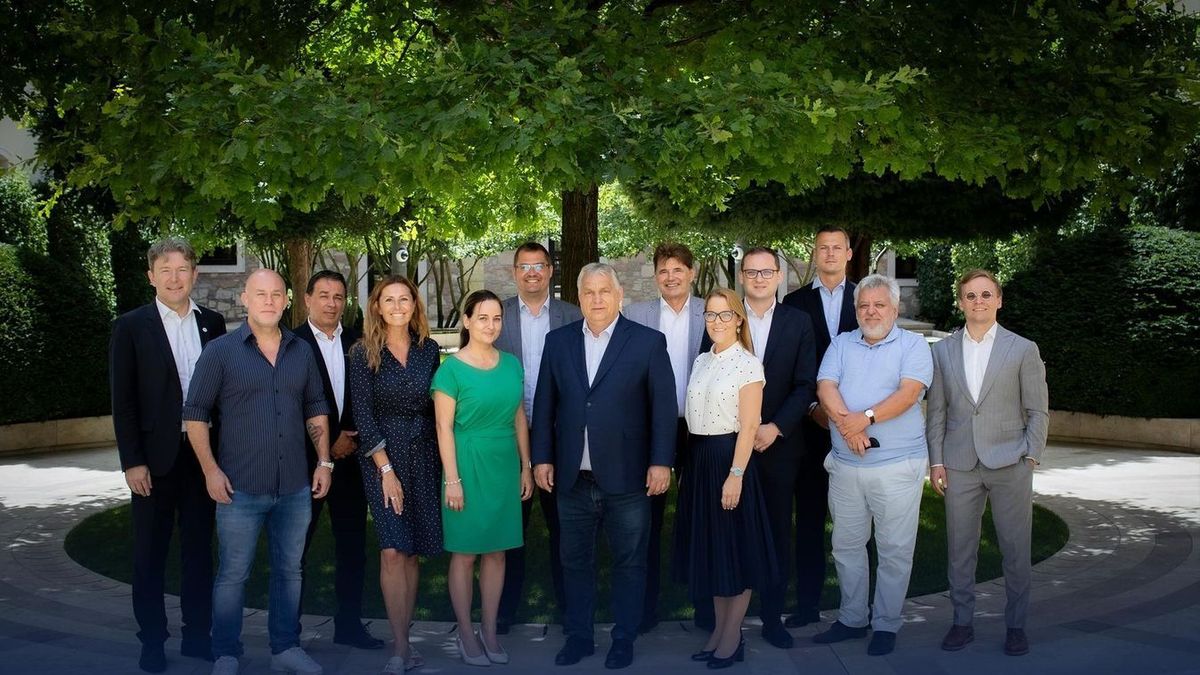Orbán Viktor vasárnap reggel ismét levélben fordul a digitális polgári körök tagjaihoz