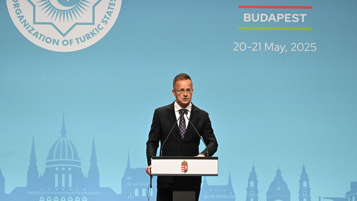 Szijjártó figyelmeztetett a Barátság vezeték elleni újabb ukrán támadás után: „Ukrajna áramellátásának nagy része Magyarországról érkezik”