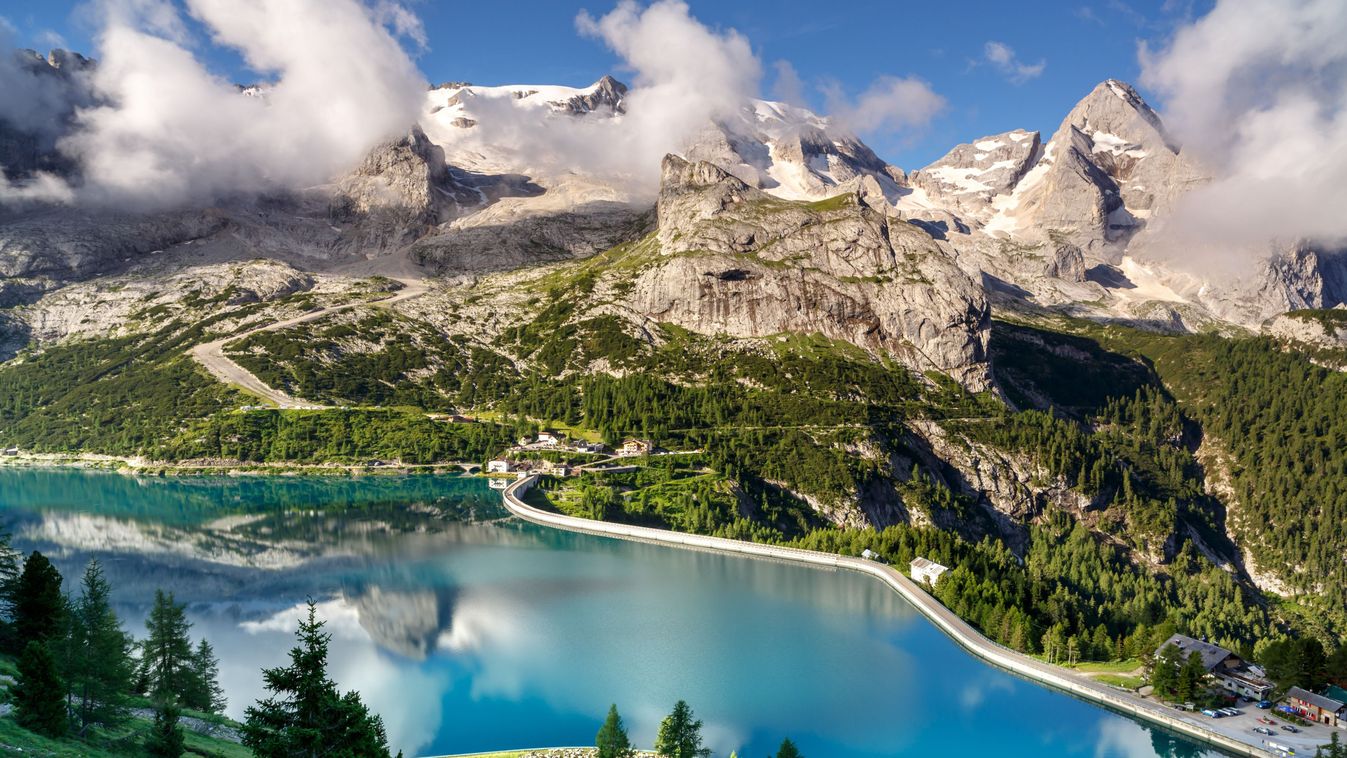 Marmolada,Glacier,(3342,M),And,Lago,Di,Fedaia,,Dolomites,,Italy, gleccser