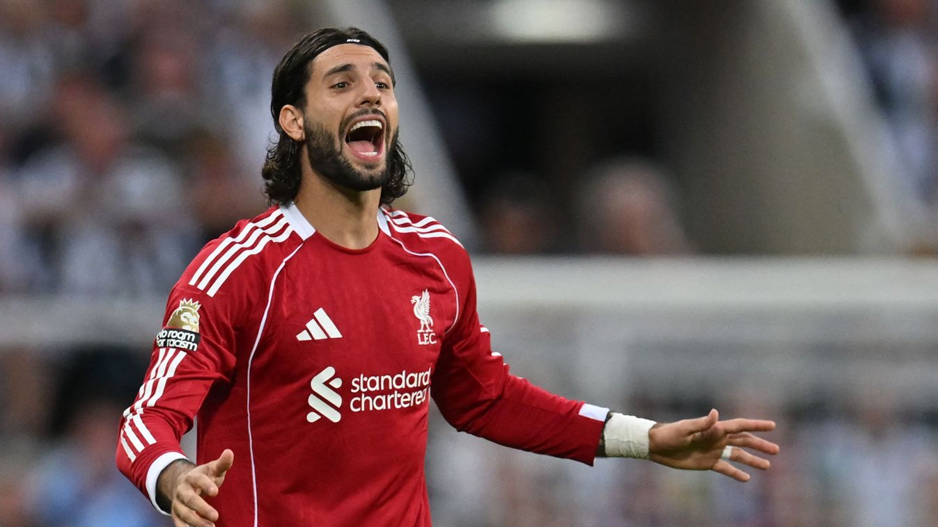 Innen még zseniálisabb: tökéletes szögből mutatta meg a Liverpool Szoboszlai varázslatos mozdulatát (VIDEÓ) Kép