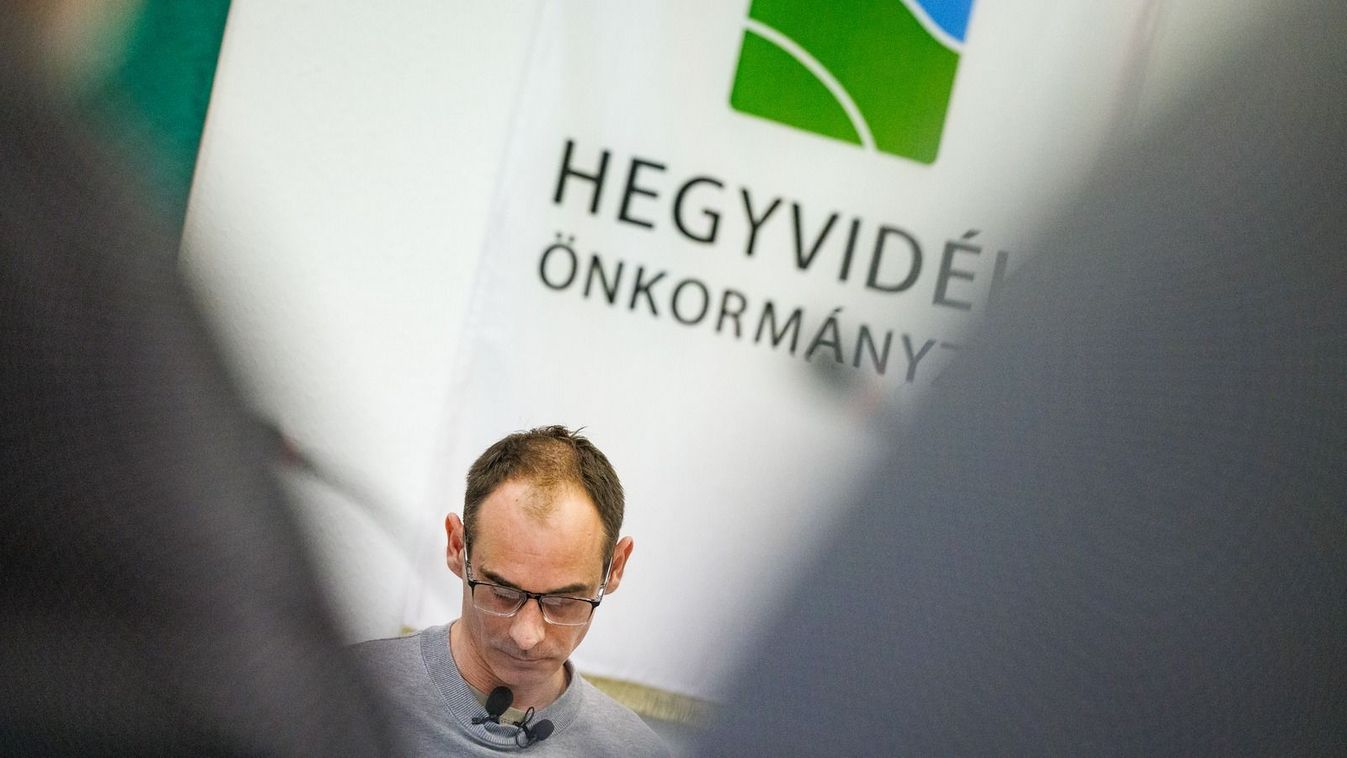 Kovács Gergely, a Kutyapárt elnöke, Hegyvidék  polgármestere