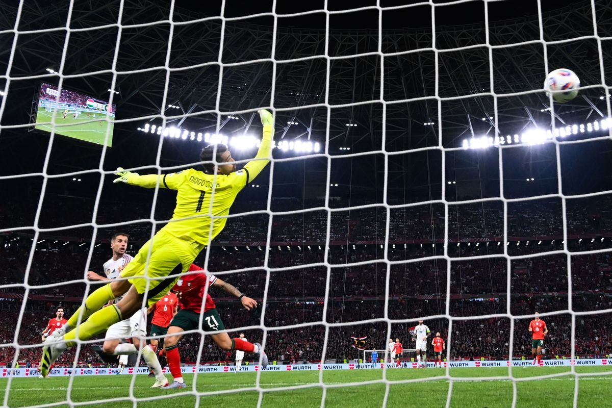 Varga Barnabás második gólja a Magyarország–Portugália vb-selejtezőn
