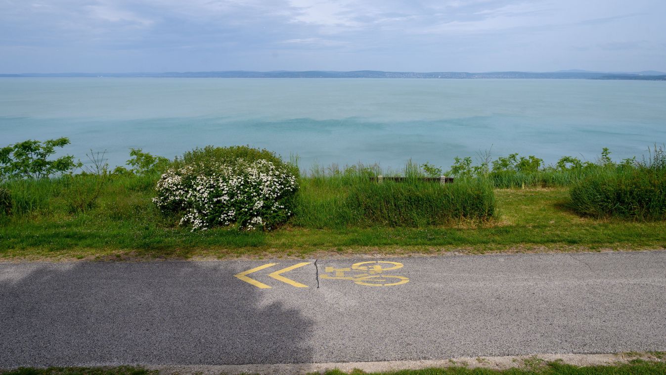 Újabb 110 km kerékpáros útvonallal bővült a Balaton keleti térsége
