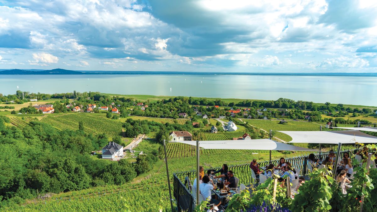 Pánikkeltés a Balatonon: rommá zúzták a brutális álhírkampányt!