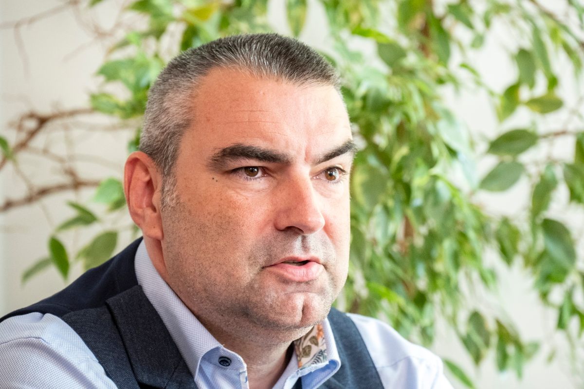 LOMNICI Zoltán