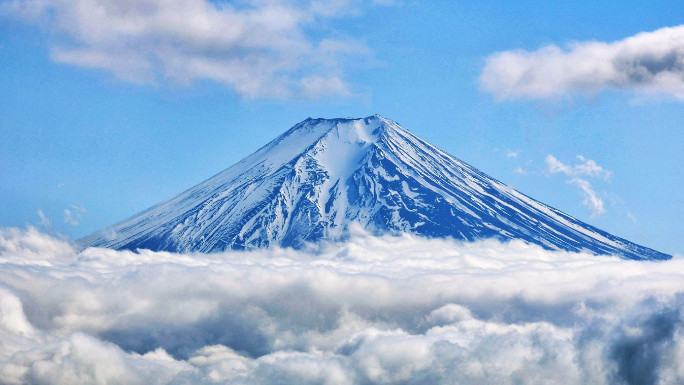 Százkét évesen mászta meg a Fudzsi-hegyet egy japán férfi