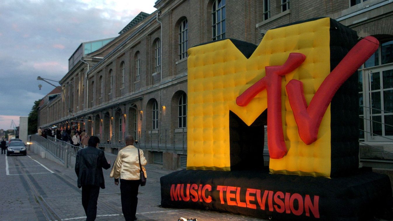 Bezár a zenecsatorna