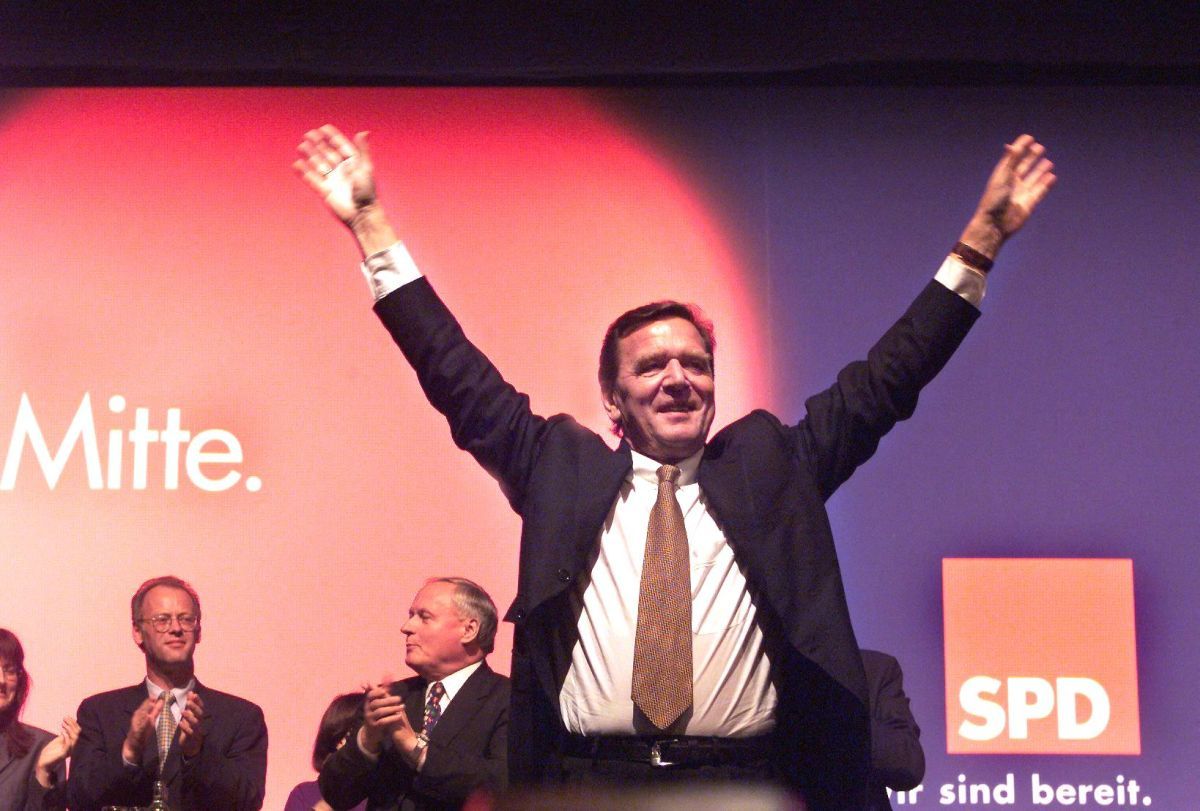 ALLEMAGNE-SCHROEDER-MEETING