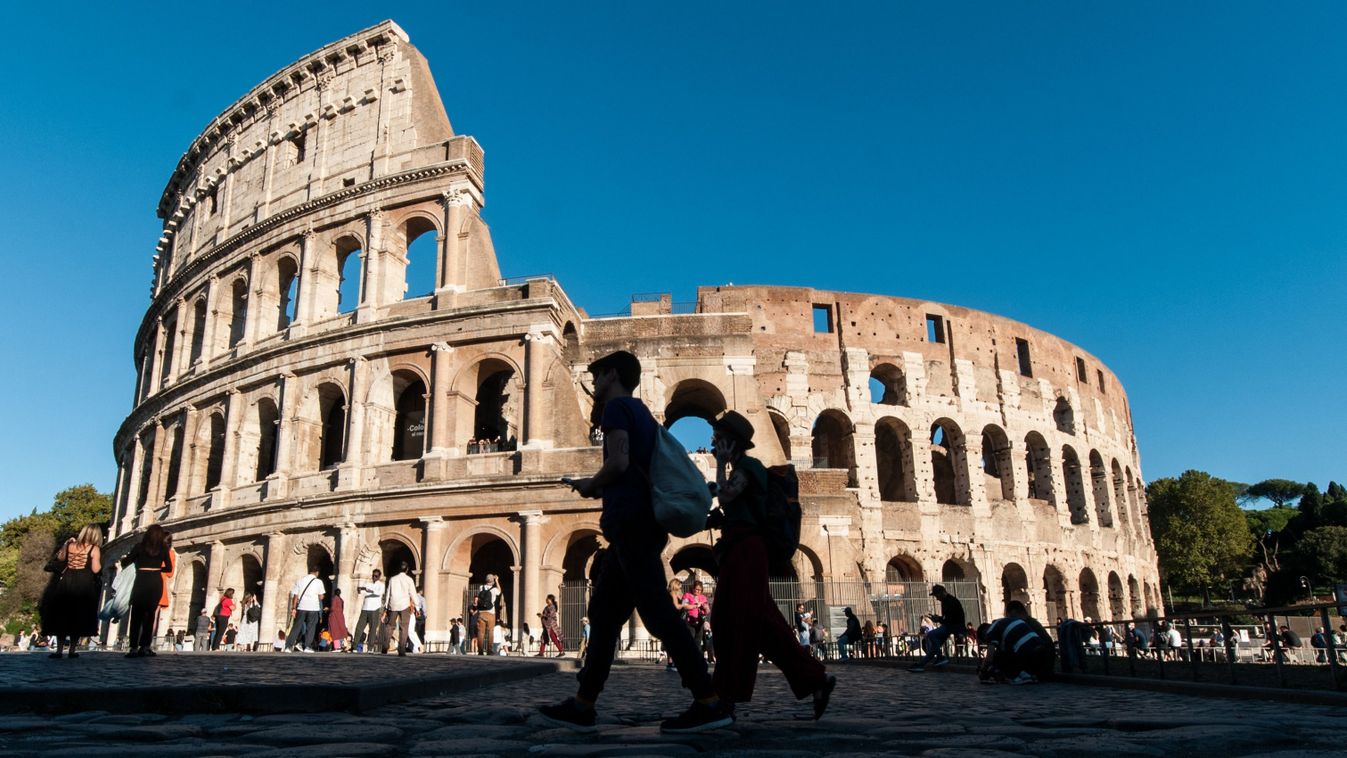 Gladiátorjátékok és popkoncertek a Colosseumban