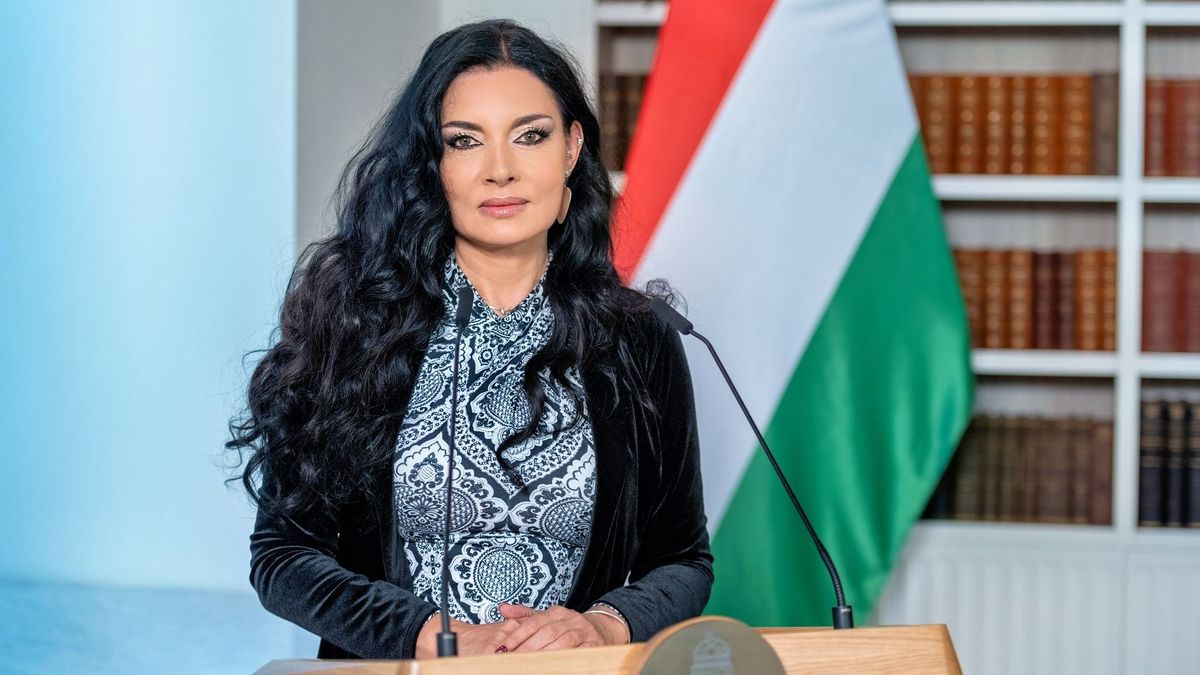 Gregor Bernadett is csatlakozott egy digitális polgári körhöz
