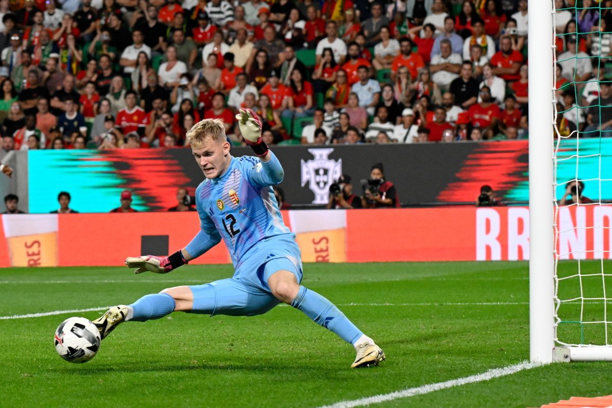 TÓTH Balázs, október, Blackburn Rovers