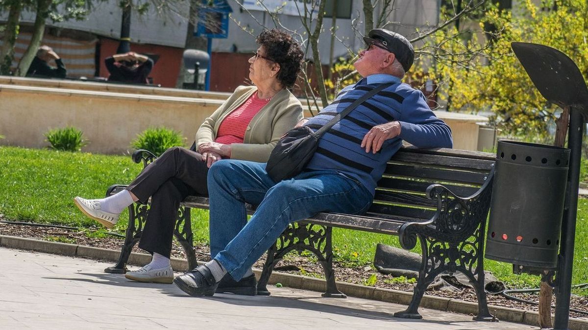 nyugdíjas, Gondosóra