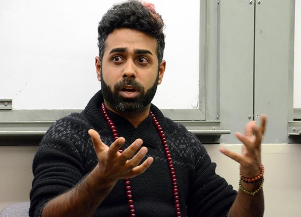 A Harvardon tanító Kareem Khubchandani „civilben”