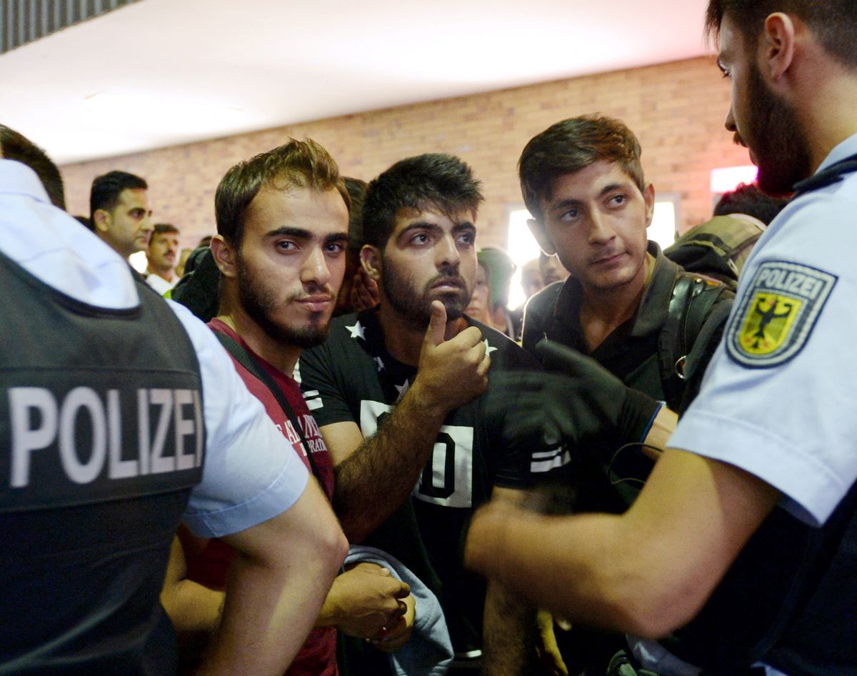 A kormány most először ismerte el, hogy a bűnügyi statisztikákban megjelenő számok a migráció árnyoldalát rajzolják ki. A korábban elhallgatott adatok komoly kérdéseket vetnek fel a német nyitott határpolitika örökségéről.