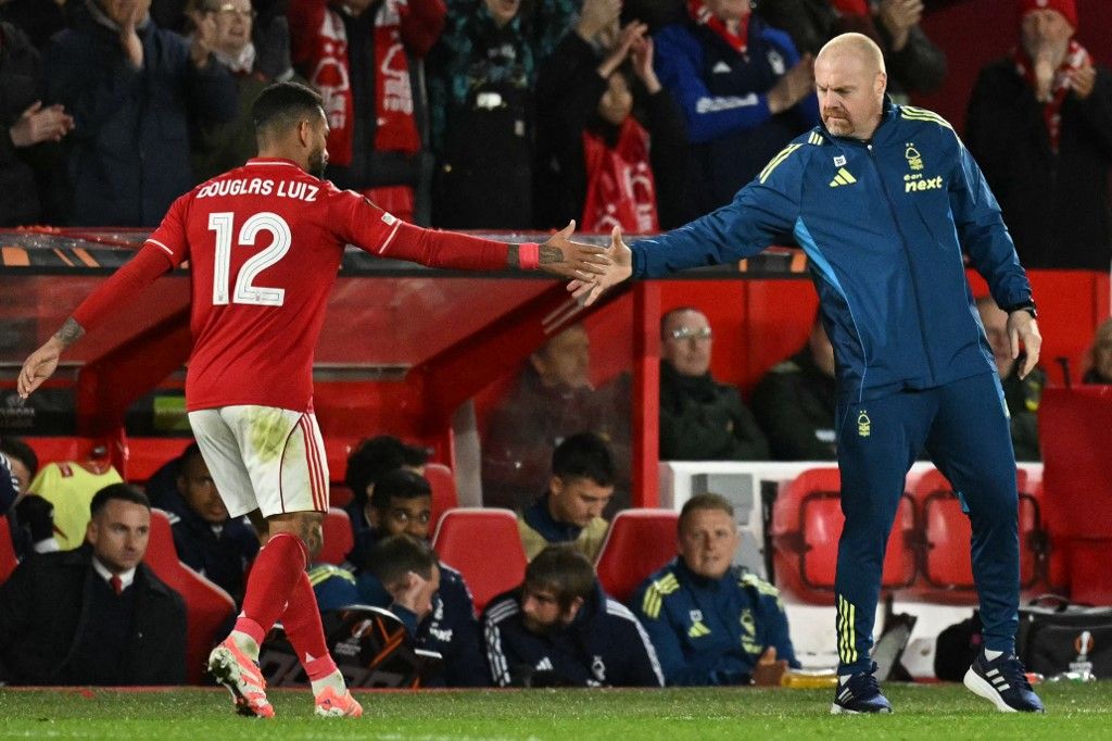 A Fradi későbbi ellenfele, a Sean Dyche vezette Forest győzni tudott
