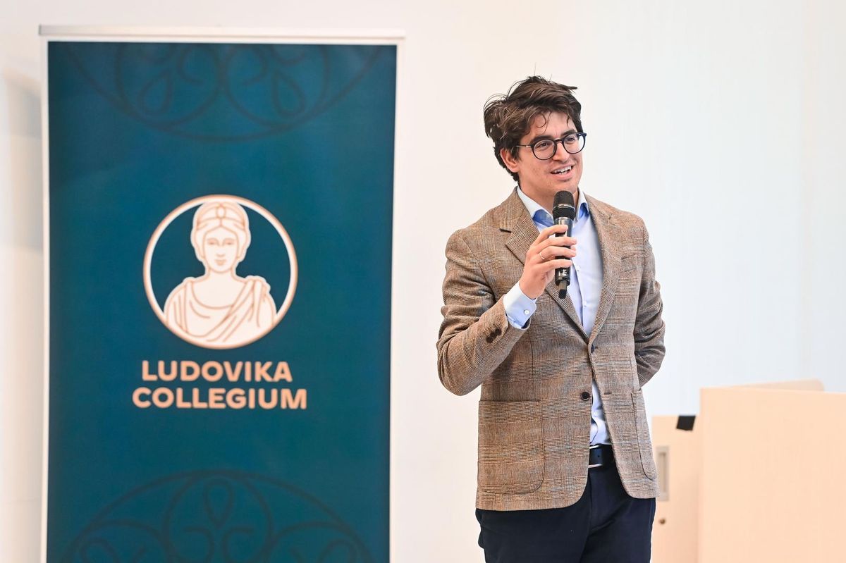 Velkey György László a Ludovika Collegium programigazgatójaként