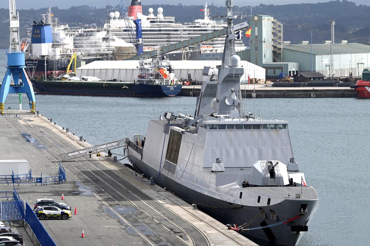 A portugál rendőrség és haditengerészet közös akcióban akadályozta meg, hogy 1,7 tonna kokain elérje az európai piacokat.