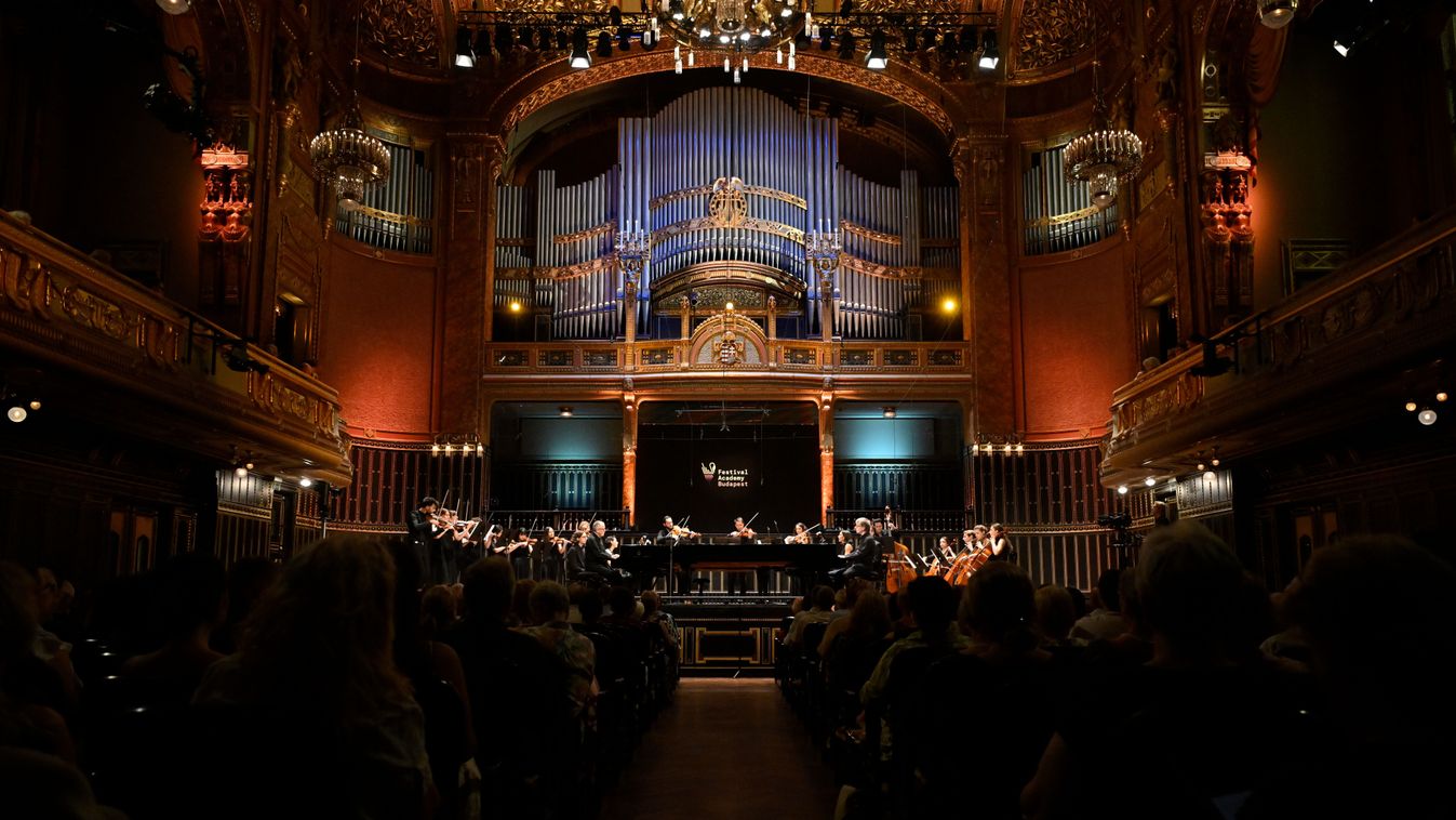 Ünneplőbe öltözik a Zeneakadémia