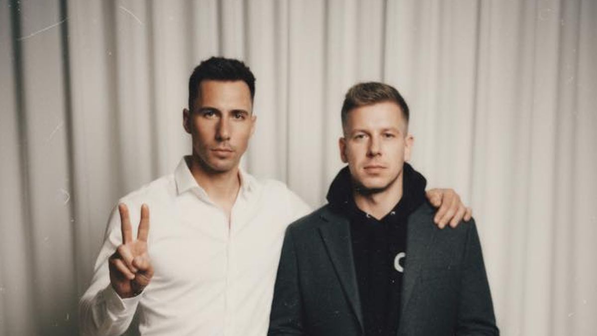 „Látó” Péter új konteója