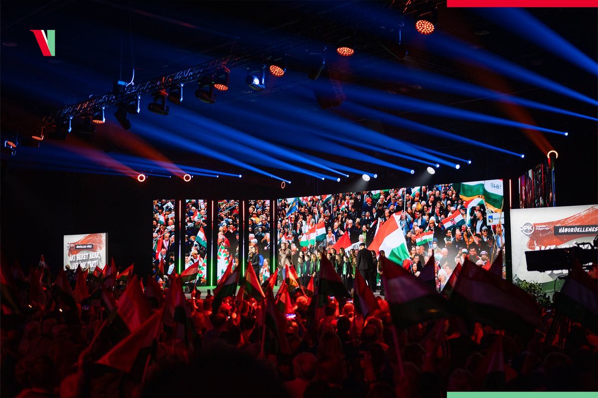 Lomnici Zoltán a háborúellenes gyűlések jelentőségéről beszélt a Kontextuson