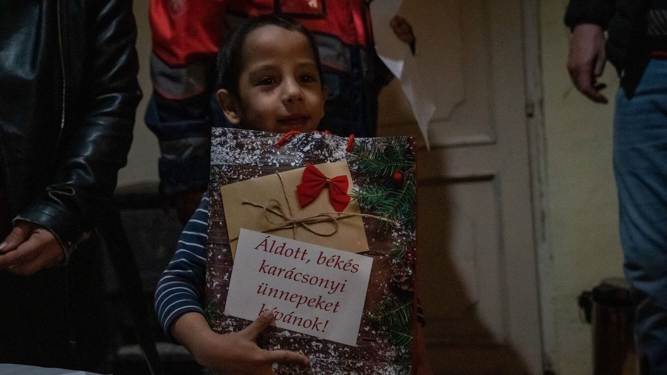 Nehéz sorsú gyerekek karácsonyi kívánságainak teljesítésére hirdet gyűjtést a Máltai Szeretetszolgálat