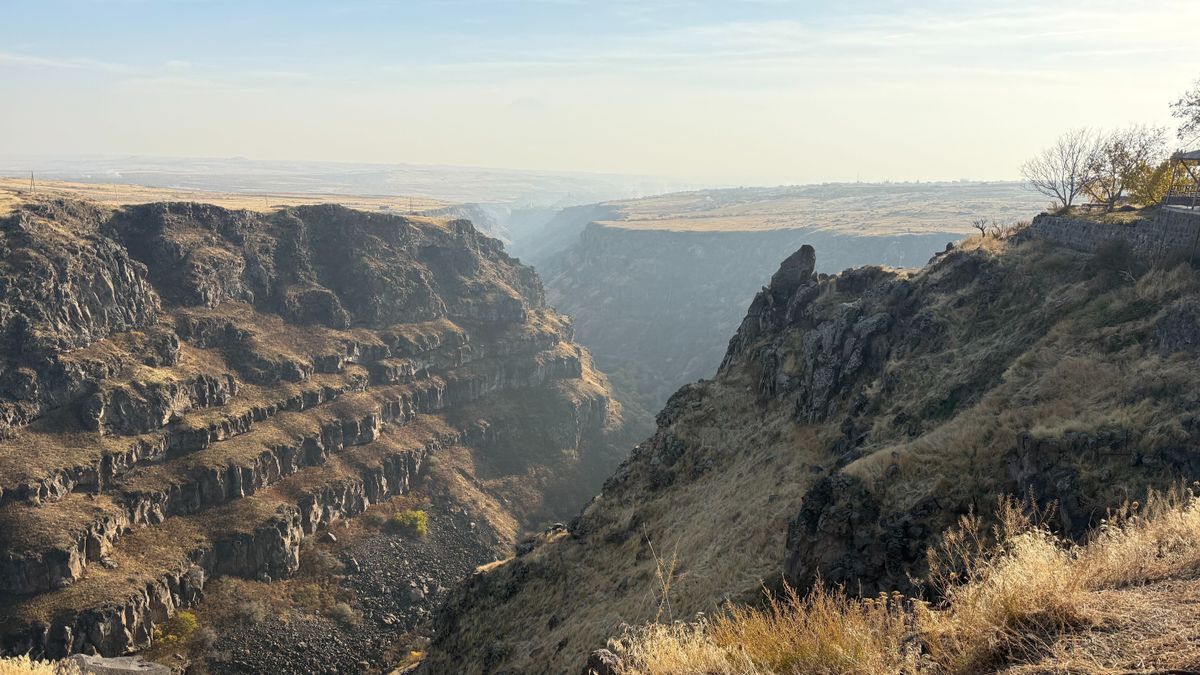 Örményország, Jereván, Kaszah folyó, szurdok