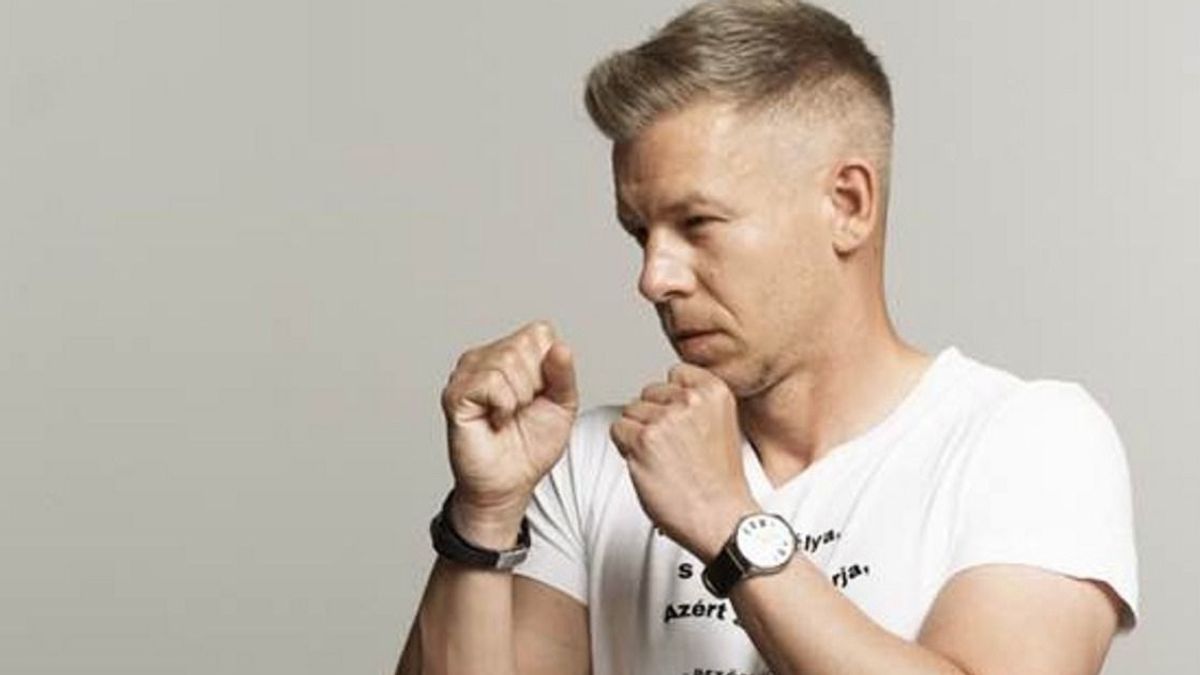 Péter azt találta mondani, hogy a miniszterelnök „Washingtonban kuncsorog” Trumpnál