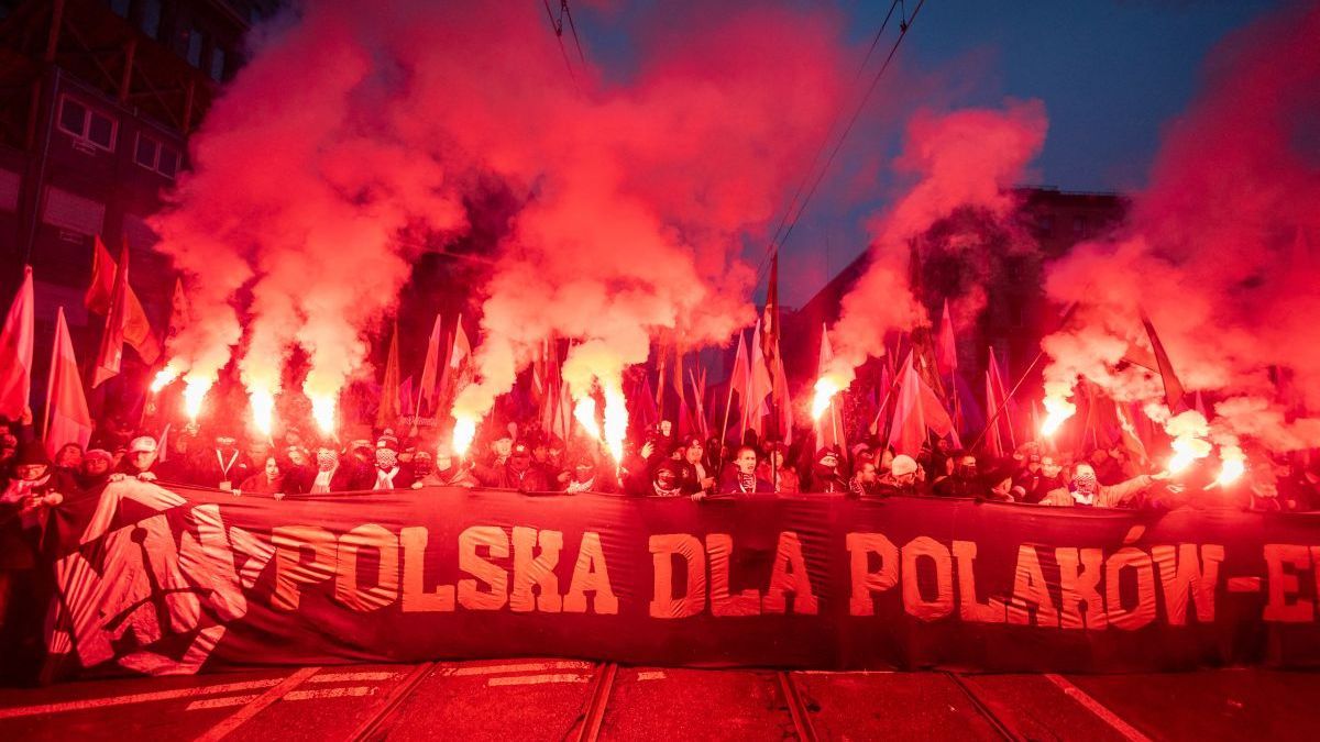 Varsó üzen: „Éljenek a patrióták, éljenek a magyarok!” (VIDEÓ)