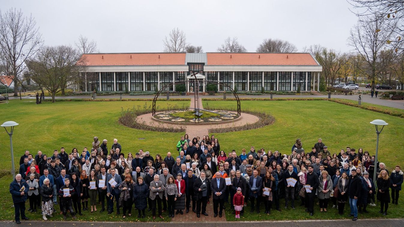 Filmtől filmig Lakiteleken