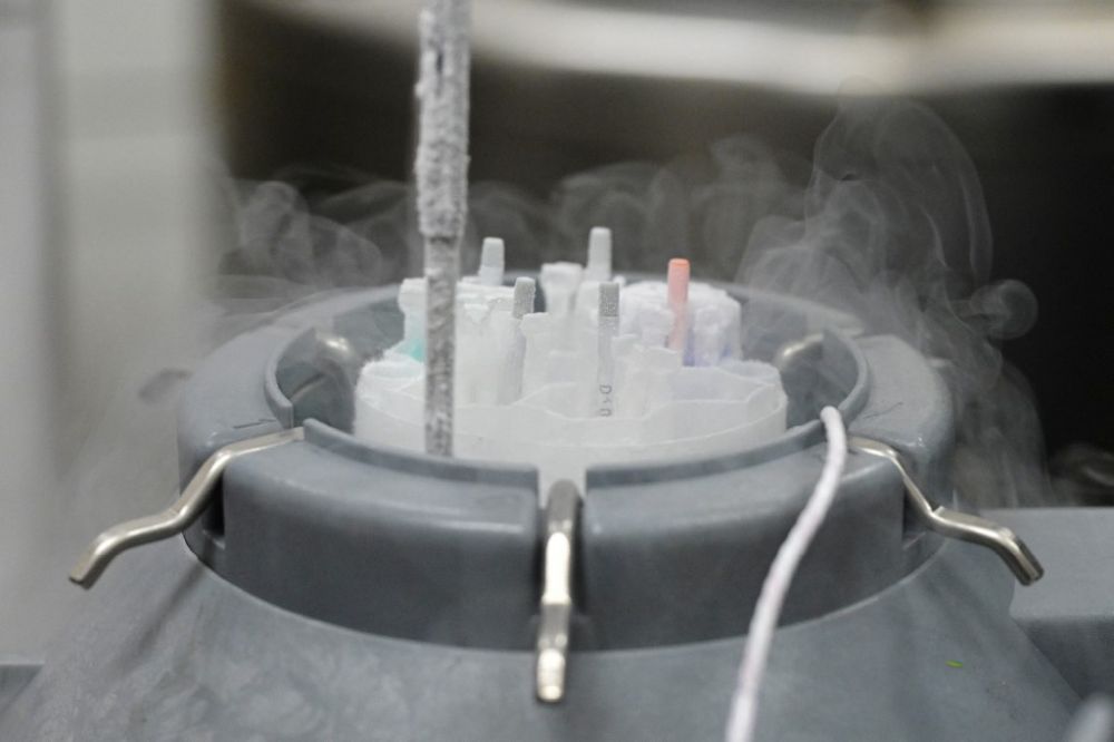 Meddőség: áttörés Magyarországon – végre gyereke születhet azoknak is, akik eddig nem reménykedhettek, a baloldali média rögtön támadja a programot