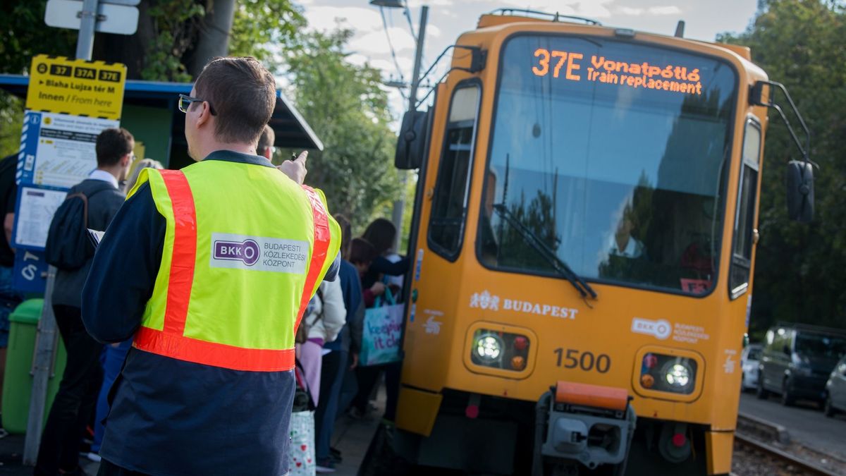 Budapesti halálvillamos: a történelmi vonal ismét felújításra szorul