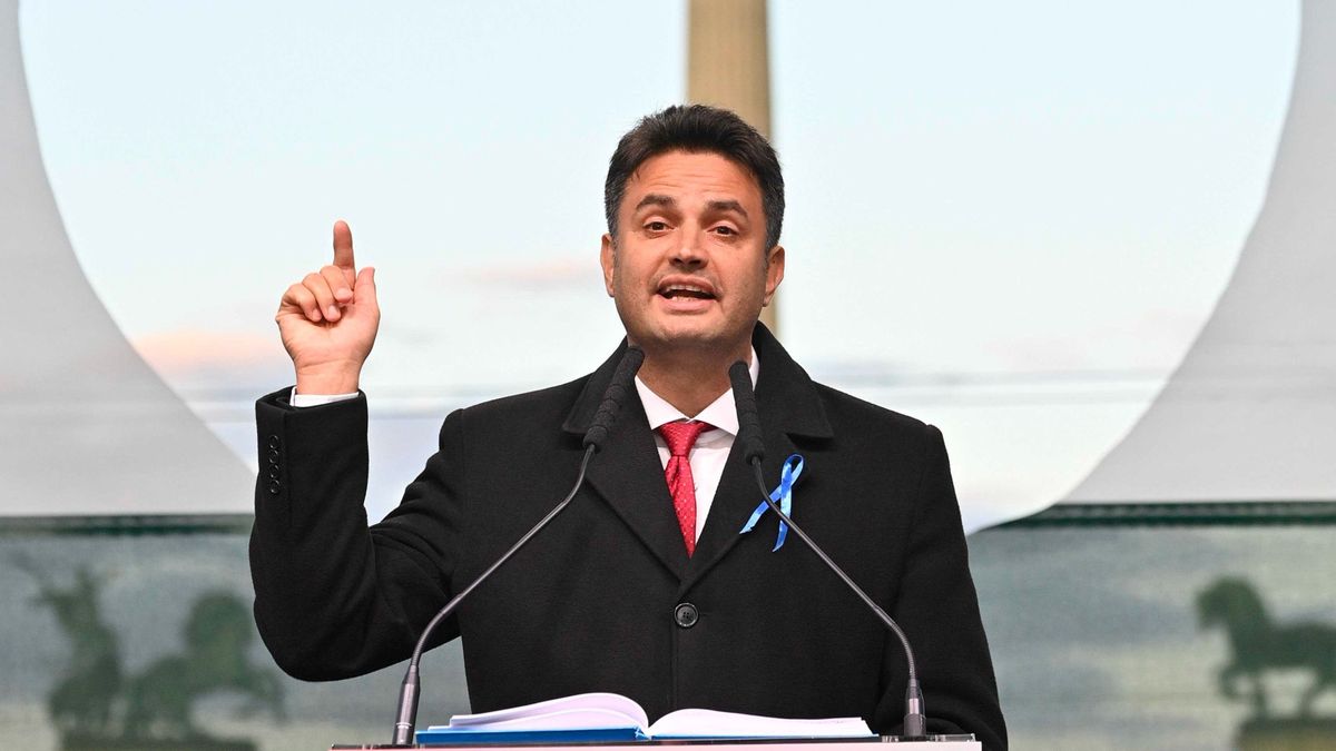 Márki-Zay Péter Magyar Péter rajongója lett, de a választók sértegetését képtelen befejezni