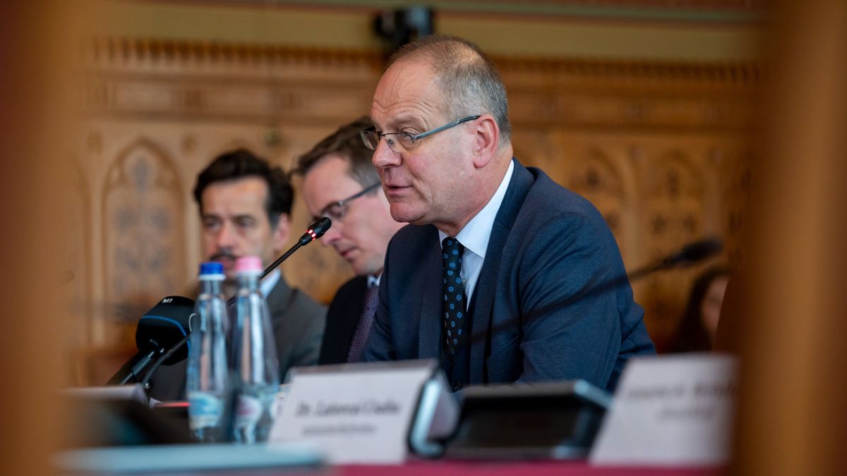 A kormány finomhangolná az önkormányzatok működését