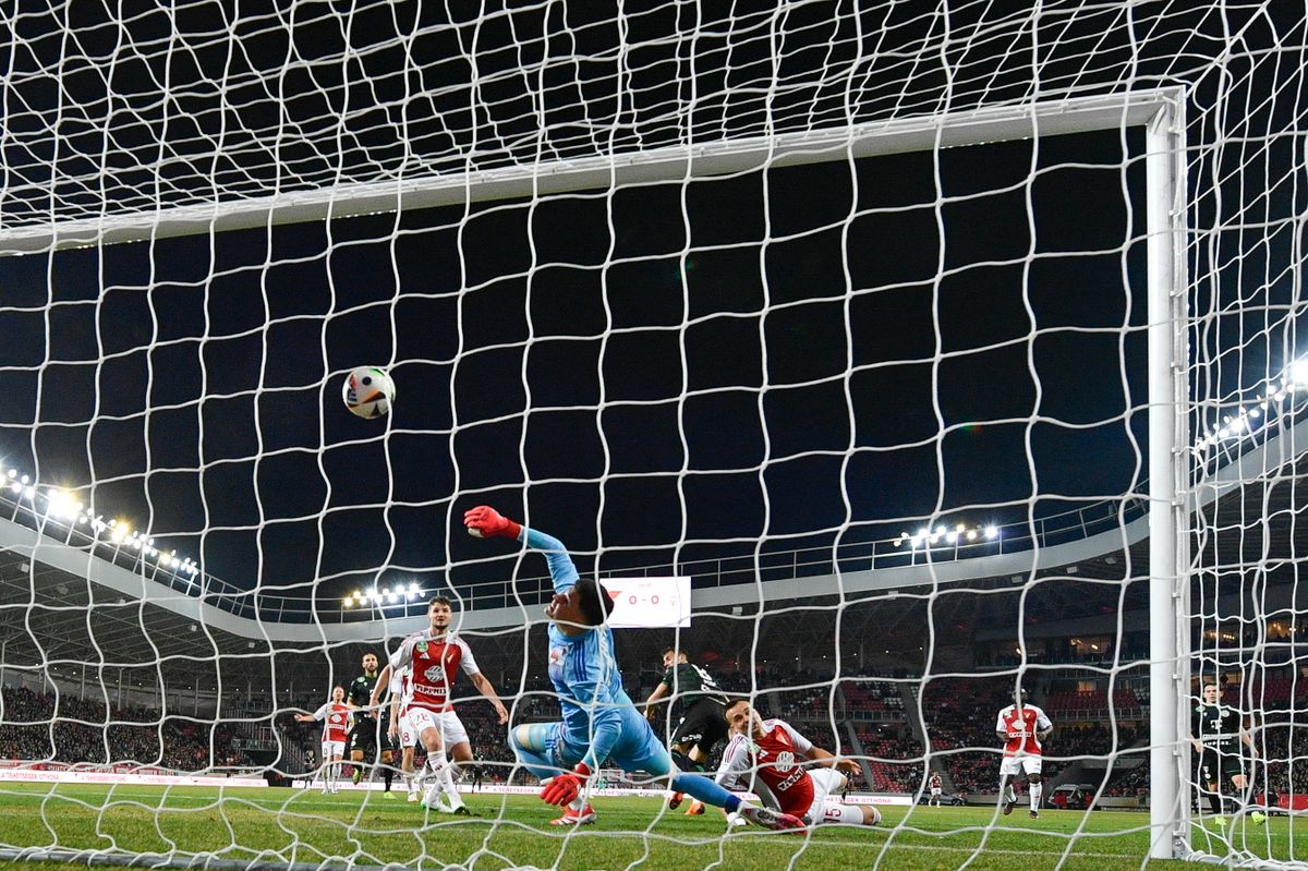 A korosztályos magyar válogatott Hegyi Krisztán márciusban, egy DVSC–FTC bajnokin