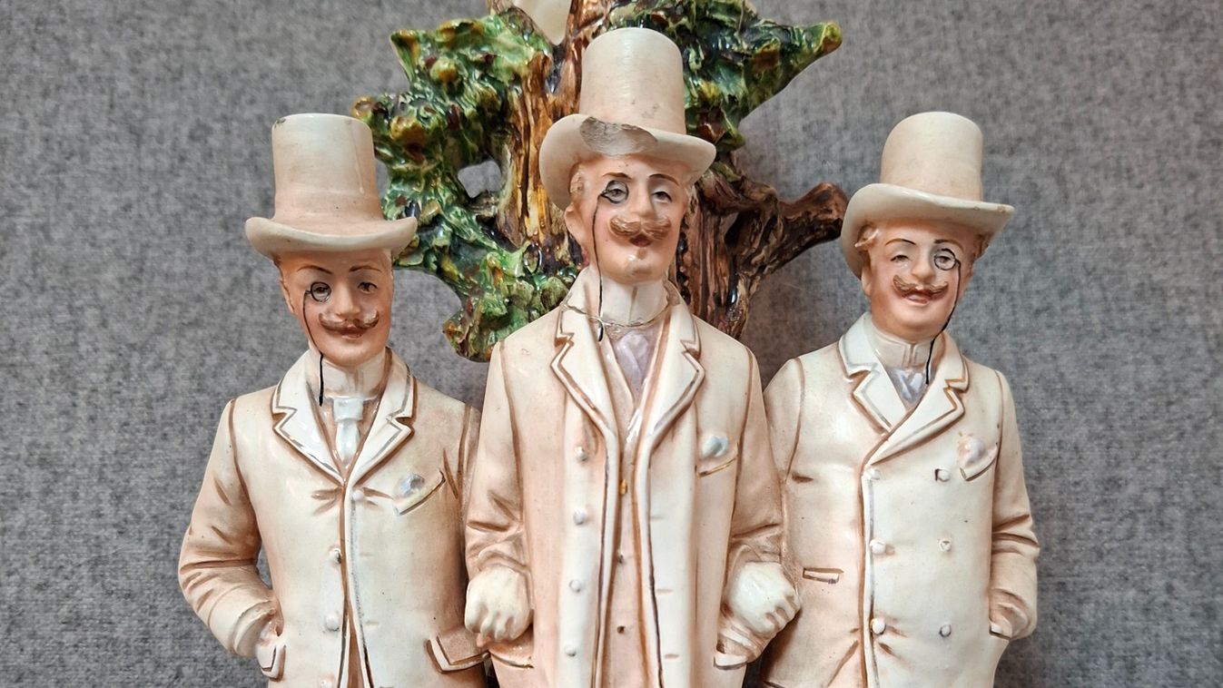 Hét régi porcelán