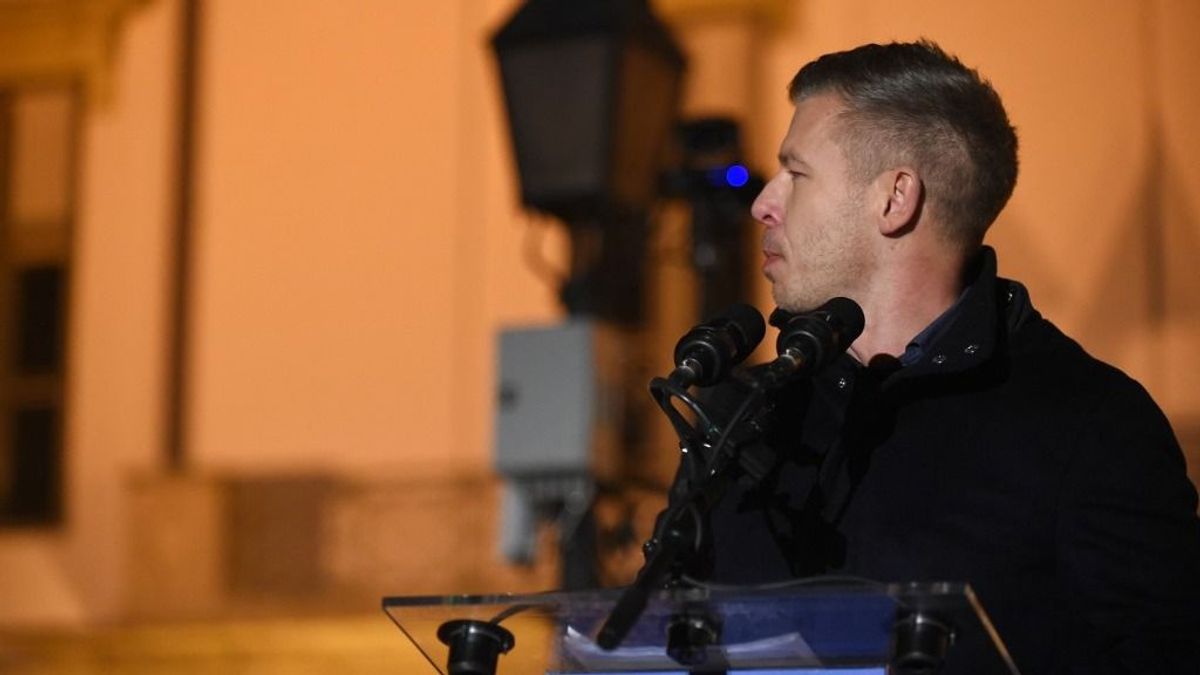 „Csorgó nyállal nézik a messiást” – Kocsis Máté nekiment Magyar Péter sajtójának (VIDEÓ)