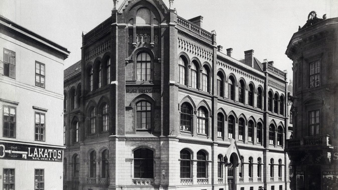 A Kisképző titokzatos kincsei