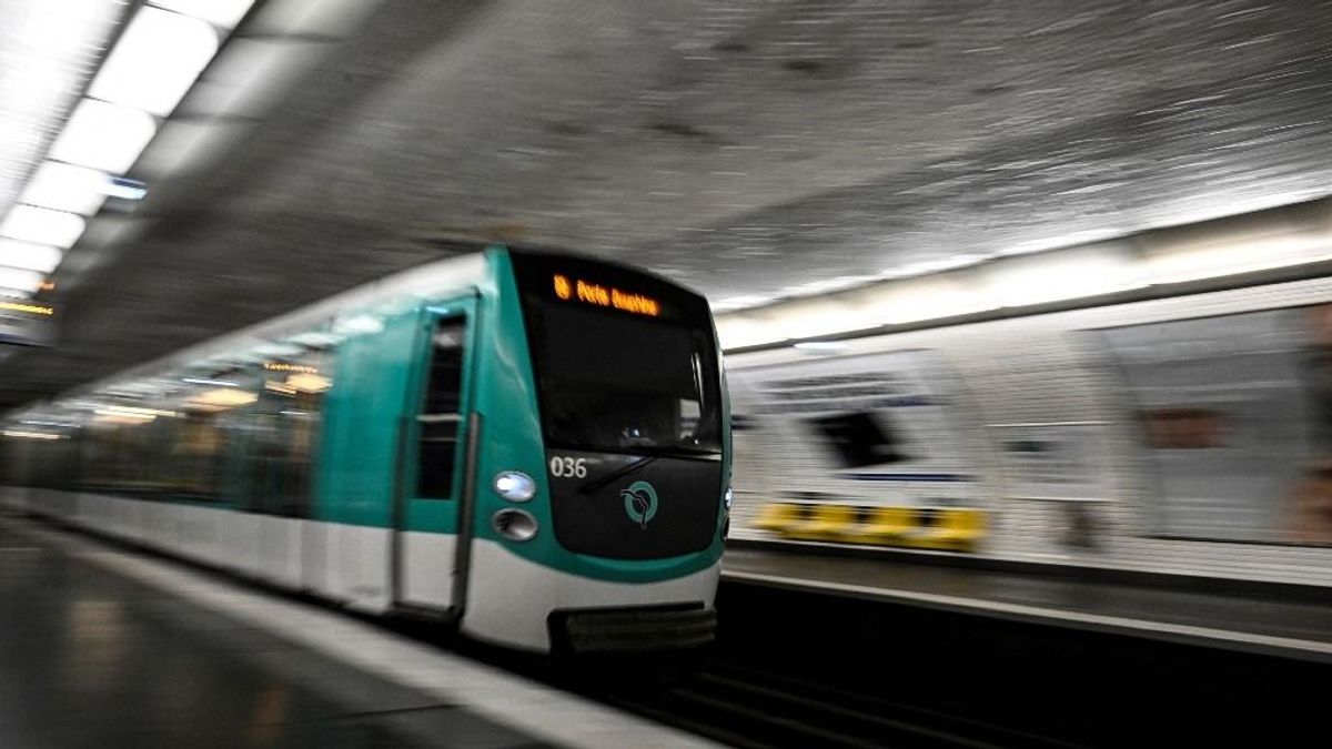 Boldog karácsonyt, Franciaország: több nőt is megkéselt egy migráns a párizsi metróban