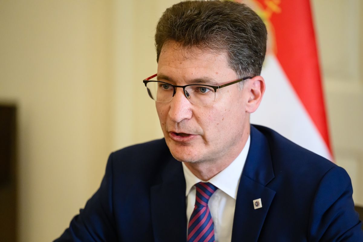 CSER-PALKOVICS András