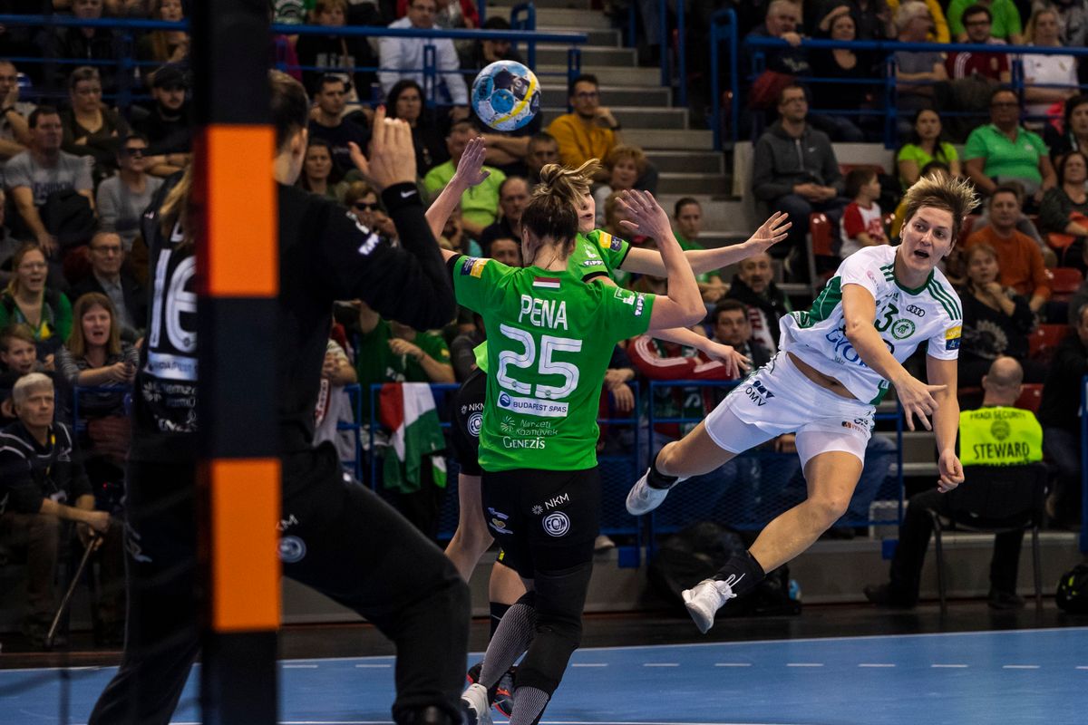 TOMORI Zsuzsanna; Abaurrea, Nerea Pena